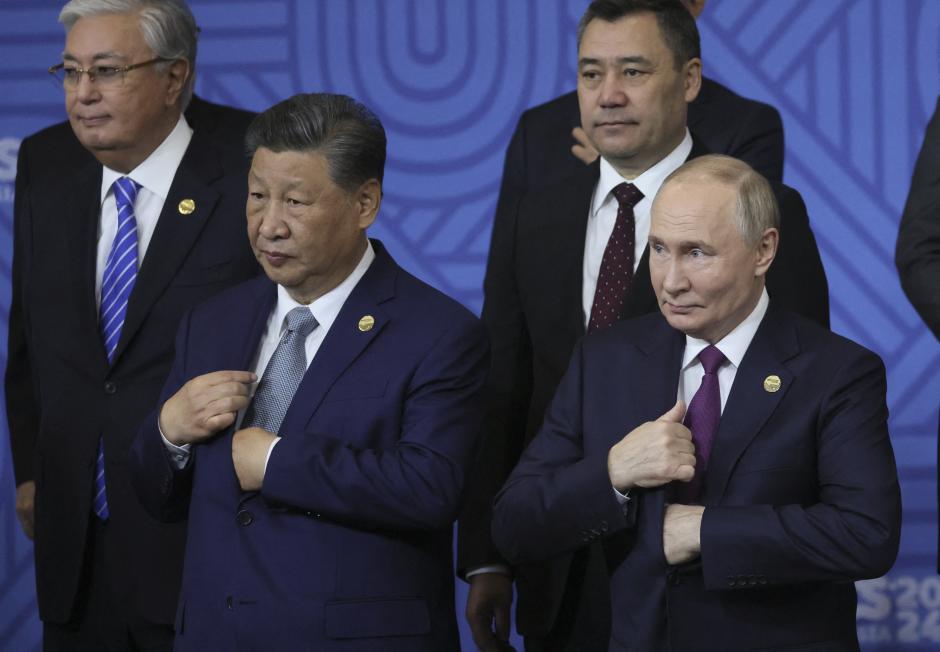 Xi Jinping y Vladimir Putin en la cumbre de los Brics en Kazan, Rusia