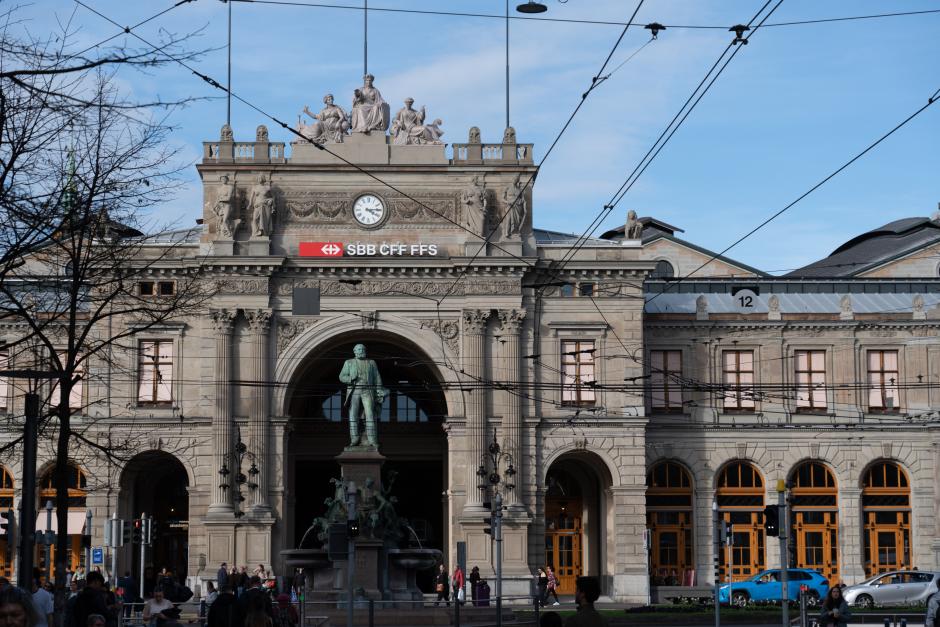 Zürich, Hauptbahnhof, HB, SBB, Zug, Alfred Escher