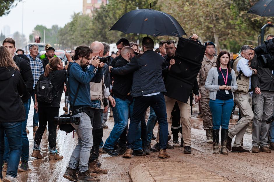 El presidente del Gobierno abandonó Paiporta nada más iniciar la visita