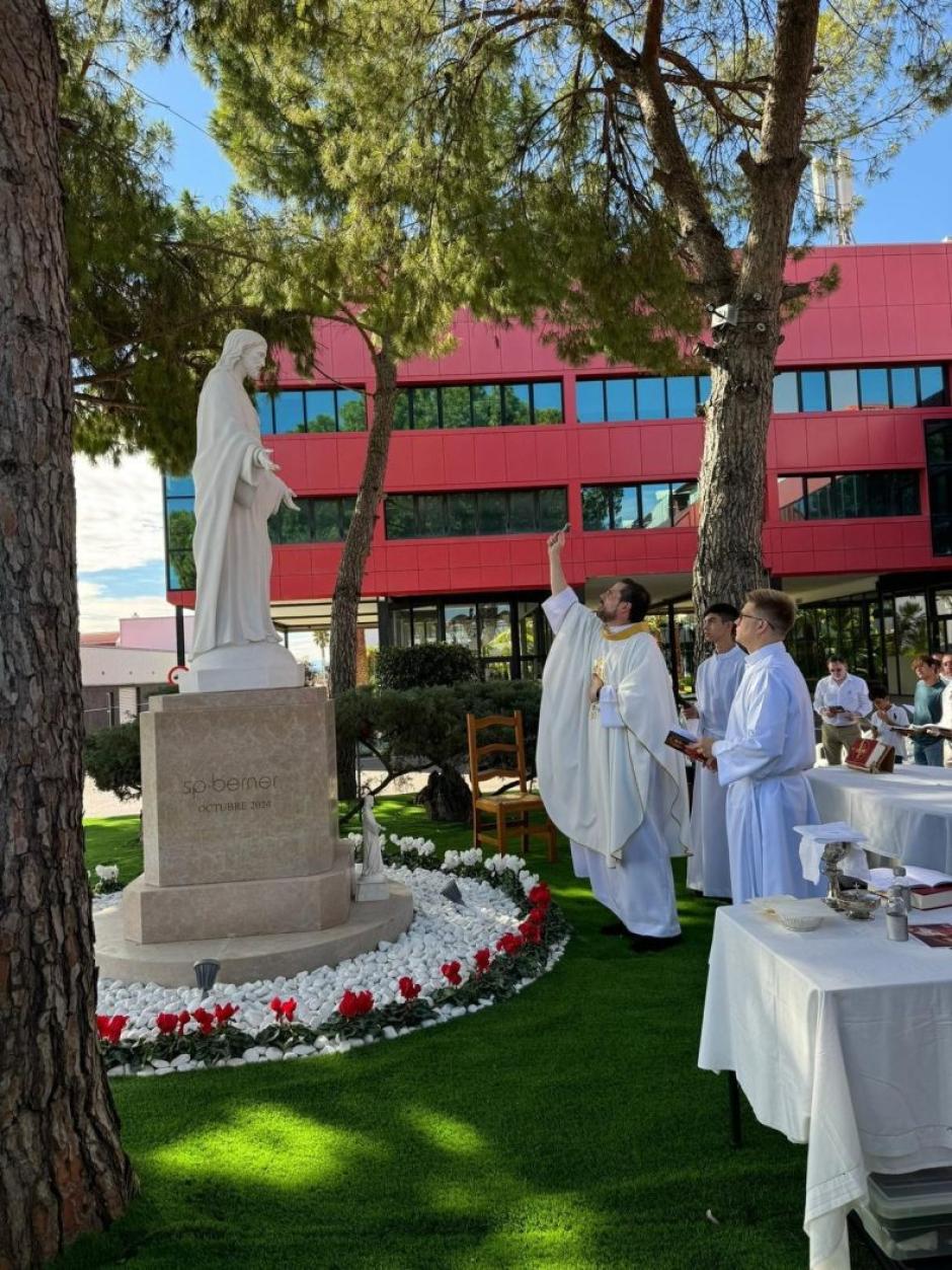 El Sagrado Corazón, en la sede de SP Berner de Aldaya