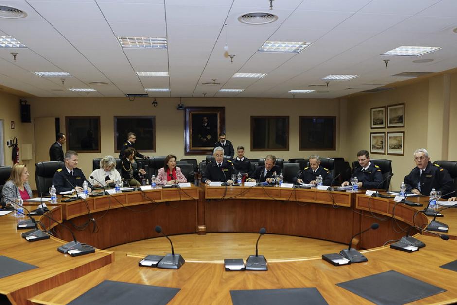 La ministra de Defensa, Margarita Robles, visita el Cuartel General de la Armada