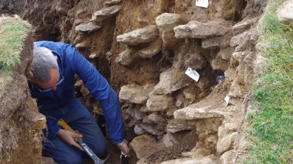 En la excavación participaron arqueólogos de universidades británicas y voluntarios locales