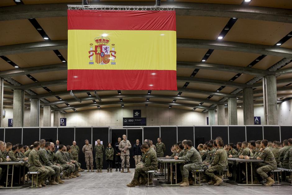 El Rey, junto a los soldados del Ejército de Tierra