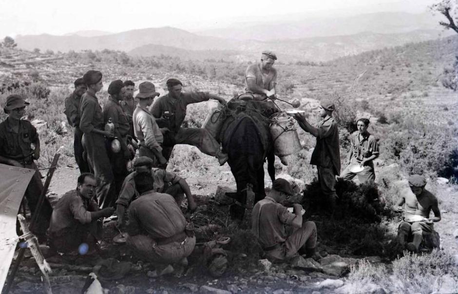 La gesta de los combatientes fotógrafos de los Tercios de Requetés