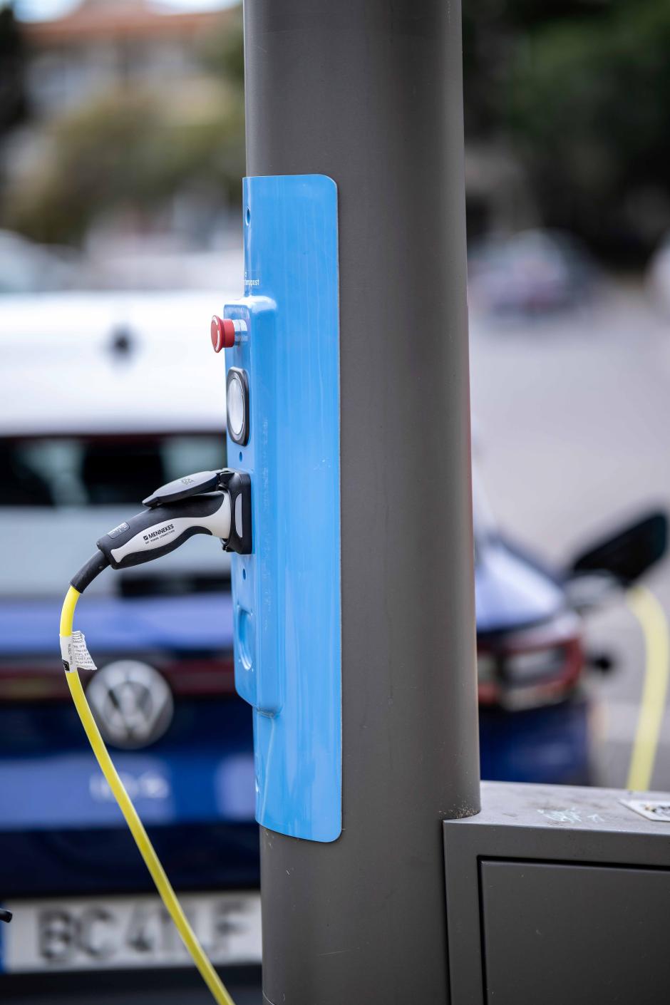 Galp convierte las farolas en cargadores para vehículos eléctricos