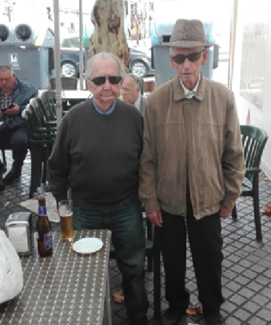 Arturo Morales junto a Pepe Jiménez el tabernero