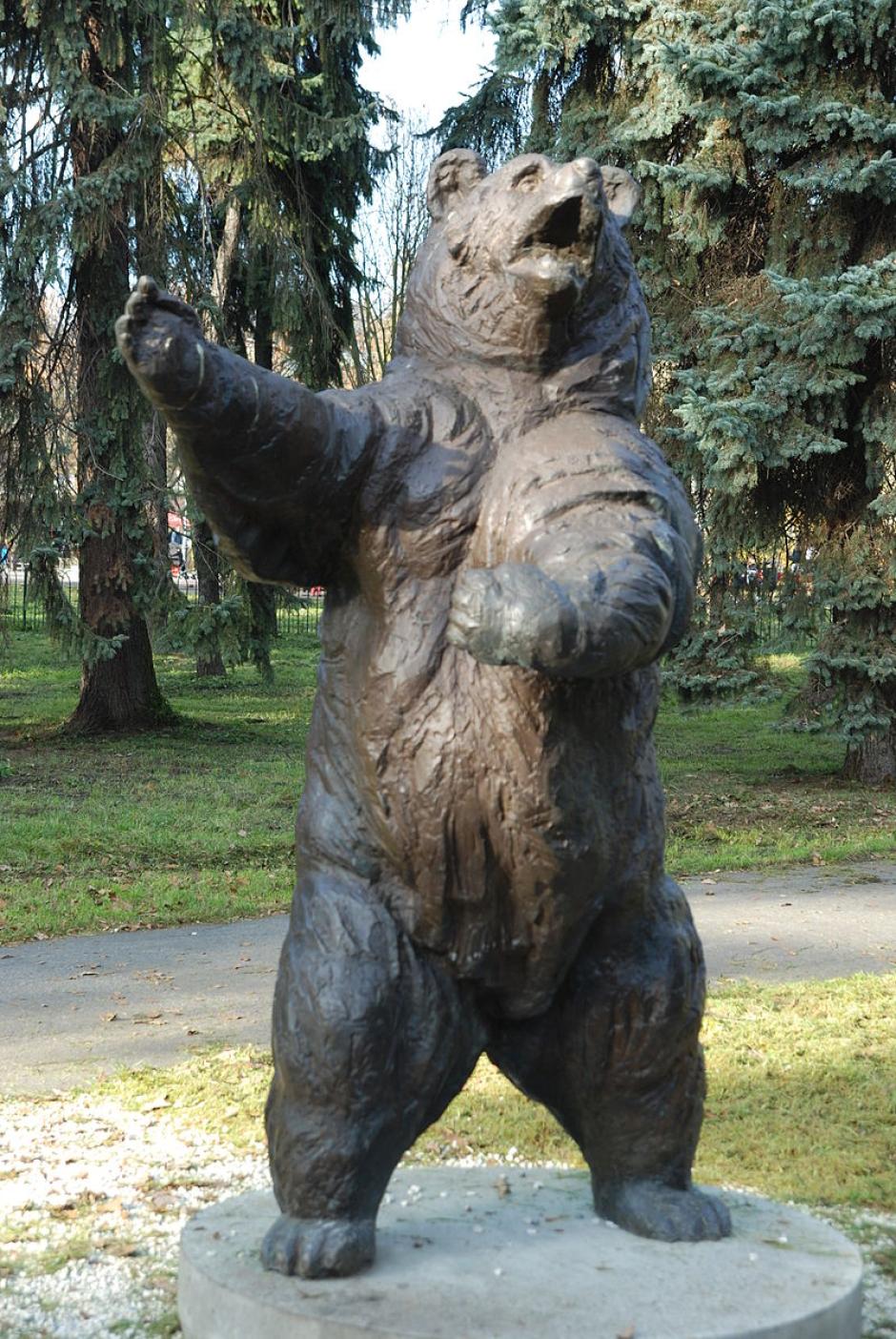 Estatua de Wojtek en Cracovia