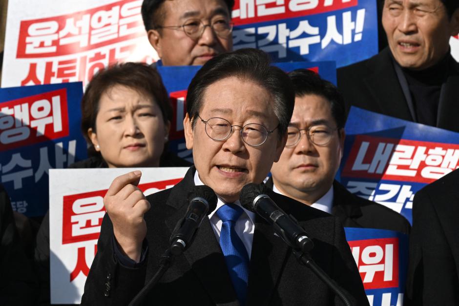 El líder del principal partido opositor, el Partido Democrático, Lee Jae-myung, durante la manifestación contra el presidente Yoon