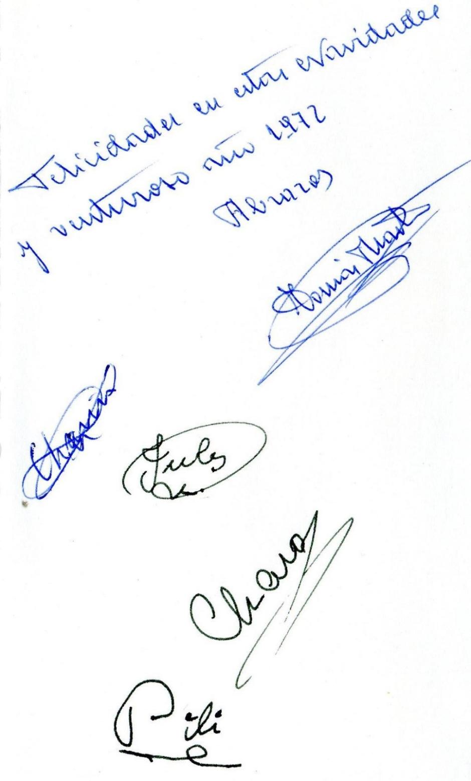 Varias firmas en una felicitación de 1972