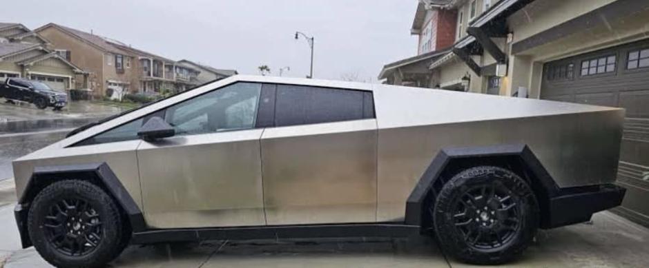 Un Tesla oxidado, algo más habitual de lo que parece