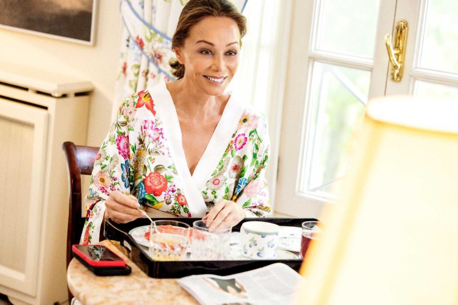 Isabel Preysler dio las claves de su belleza en su documental navideño