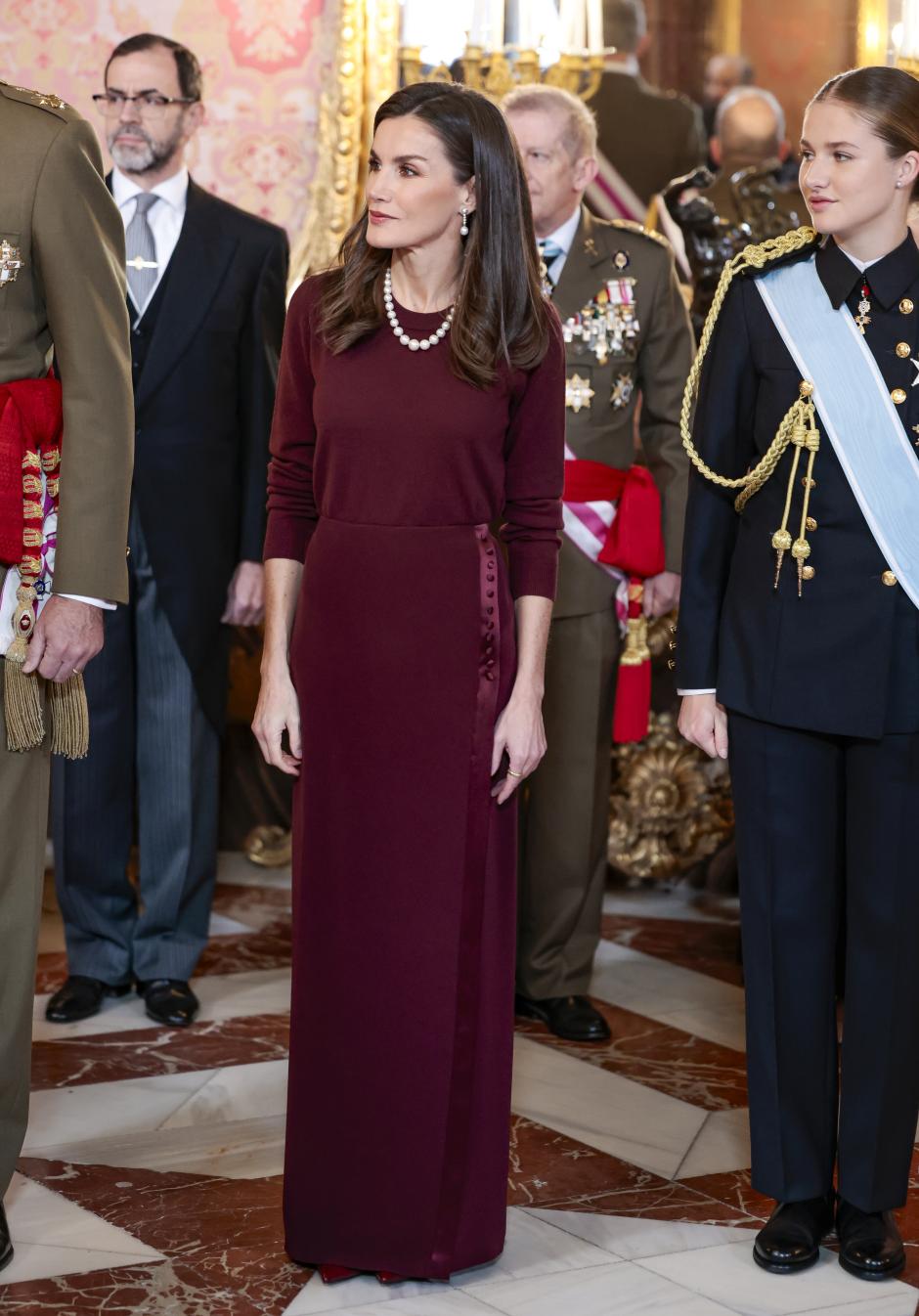 La Reina Letizia, con jersey de Falconeri, en la Pascua Militar