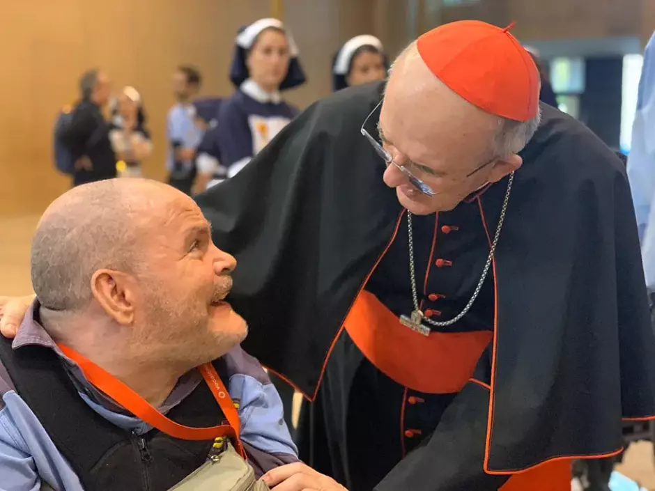 Juan Mari, con el cardenal Carlos Osoro en Lourdes