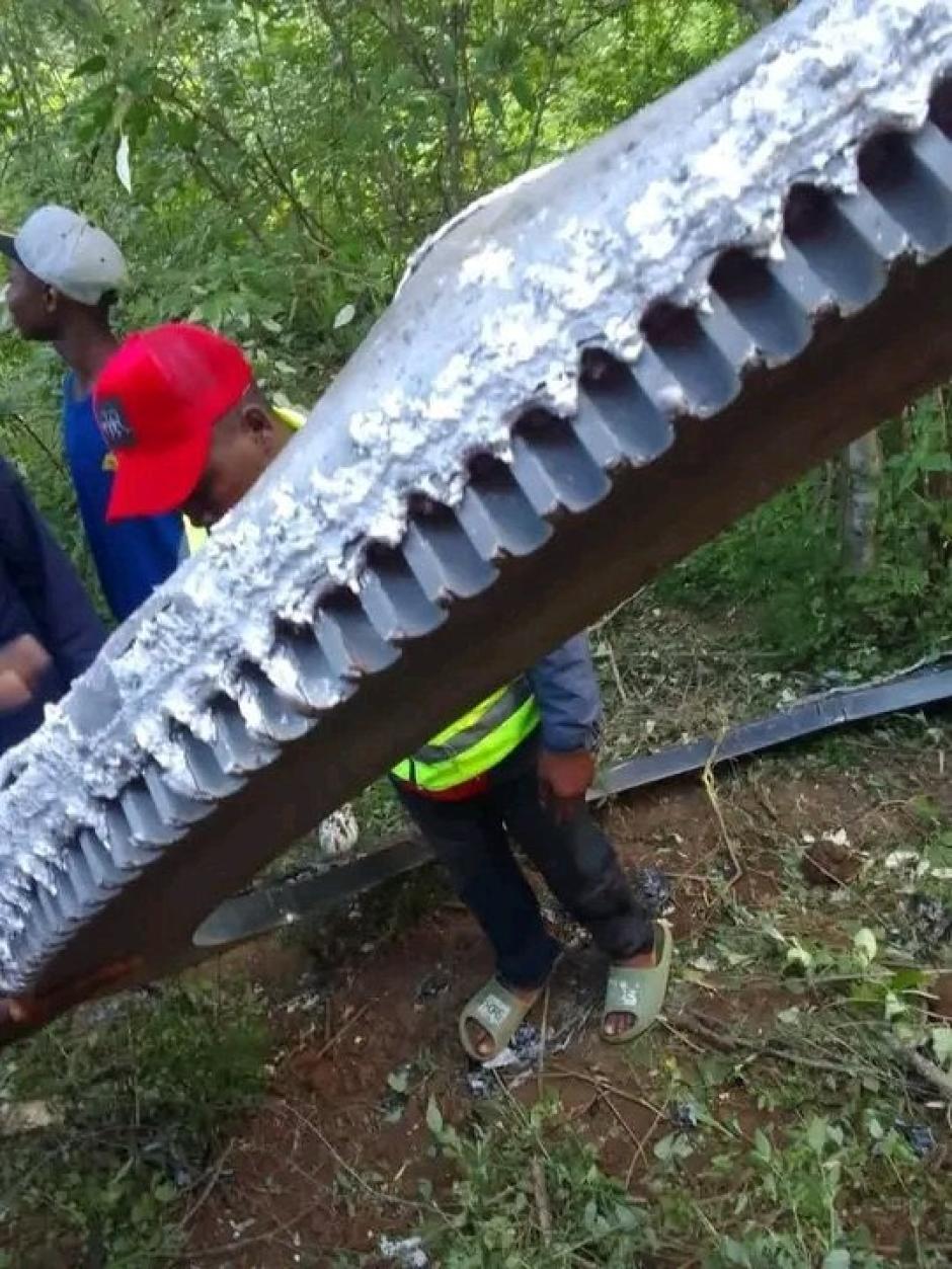 El anillo de metal encontrado cerca de Mukuku en Kenia