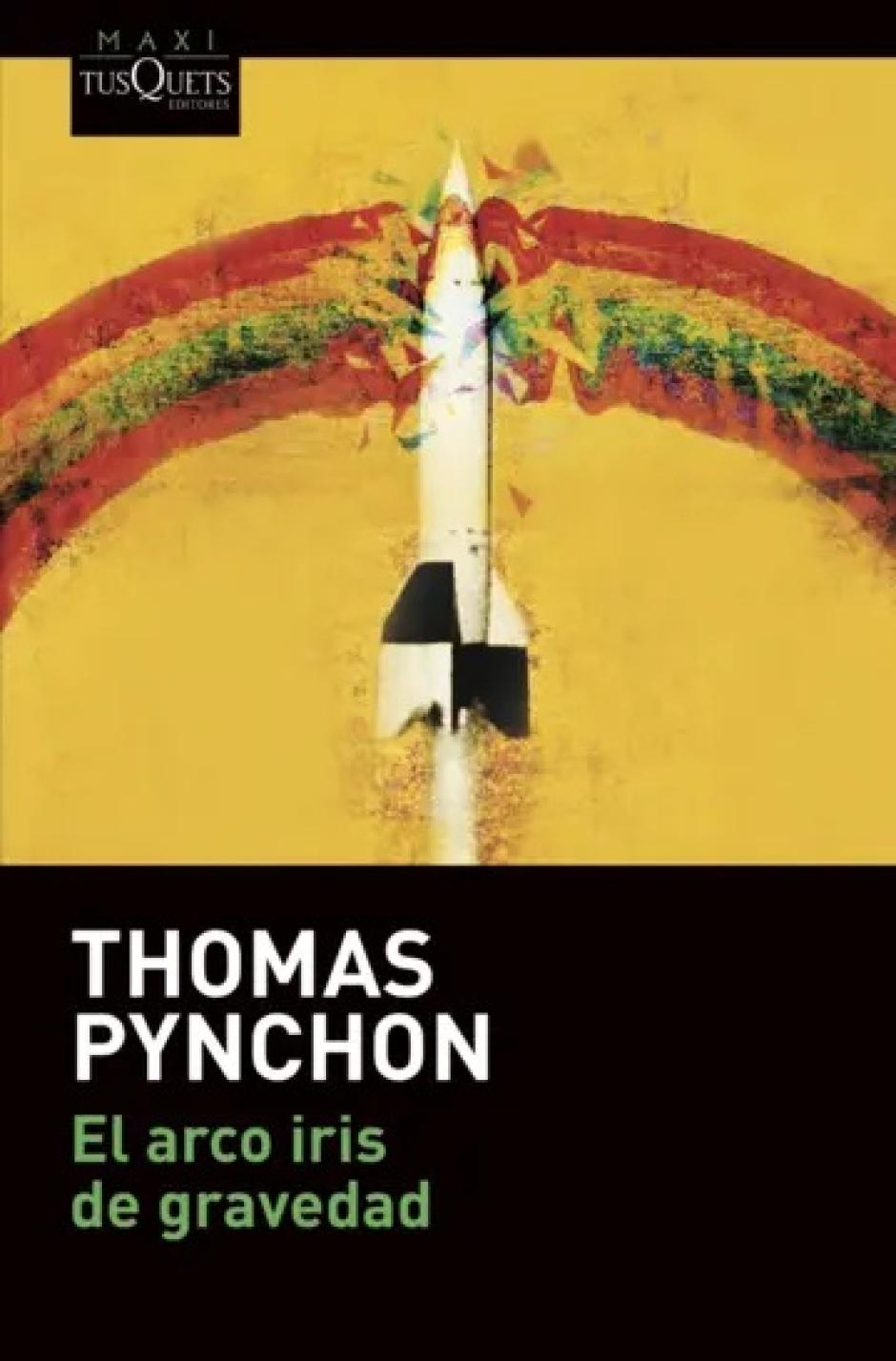 Con El arco iris de la gravedad, de Thomas Pynchon, pasa algo parecido que con La broma infinita de Foster Wallace, la gran variedad de temas, estilos, personajes, puntos de vista y técnicas narrativas hacen de sus 1.160 páginas una experiencia, a priori, poco apetecible. Es una novela compleja, es una novela imposible. Además, es una novela desagradable, con episodios que dan ganas de dejar de leer y tirar el libro a la basura. Y, sin embargo, es una novela considerada uno de los pilares de la literatura norteamericana actual. Su acción principal se desarrolla en Londres en 1944, en plenos bombardeos nazis sobre la capital británica. Un militar norteamericano, Tyron Slothrop, descubre que cada vez que una bomba voladora alemana V-2 hace impacto, sufre una vergonzosa reacción fisiológica que no es capaz de controlar. Tras la guerra, su problema se convierte, sin embargo, en una de las claves del programa armamentístico estadounidense en plena guerra fría, por lo que es sometido a una serie de estudios. Simplemente, demencial.