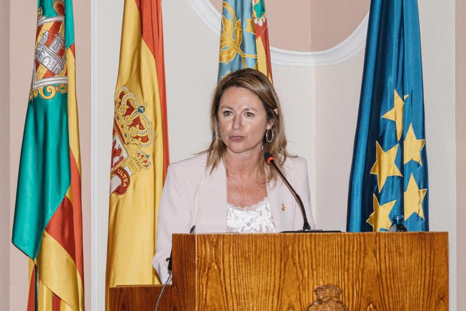 Begoña Carrasco, alcaldesa de Castellón de la Plana, durante el pleno que aprueba los presupuestos de 2025