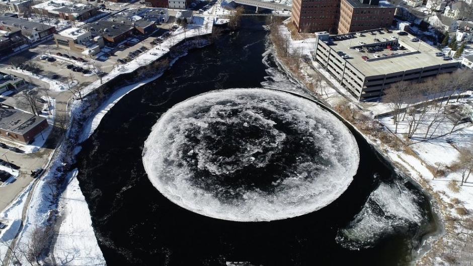 Imagen aérea del disco de hielo de Maine