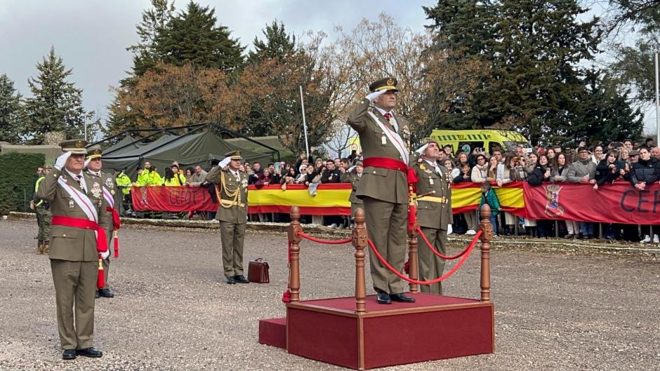 La Jura de Bandera estuvo presidida por el Jefe de Estado Mayor del Ejército, General de Ejército Amador Enseñat y Berea