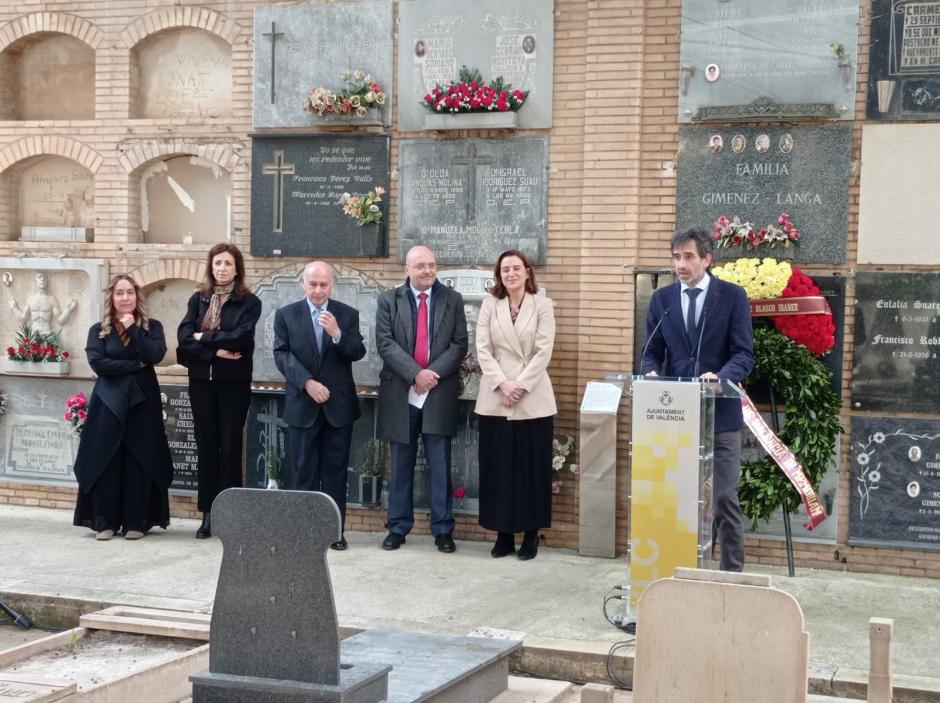 José Luis Moreno, hablando durante el homenaje a Vicente Blasco Ibáñez