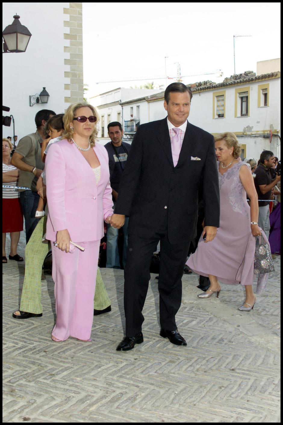 EL EMPRESARIO ANTONIO FOURNIER Y IOANNA VARDINOYANNIS