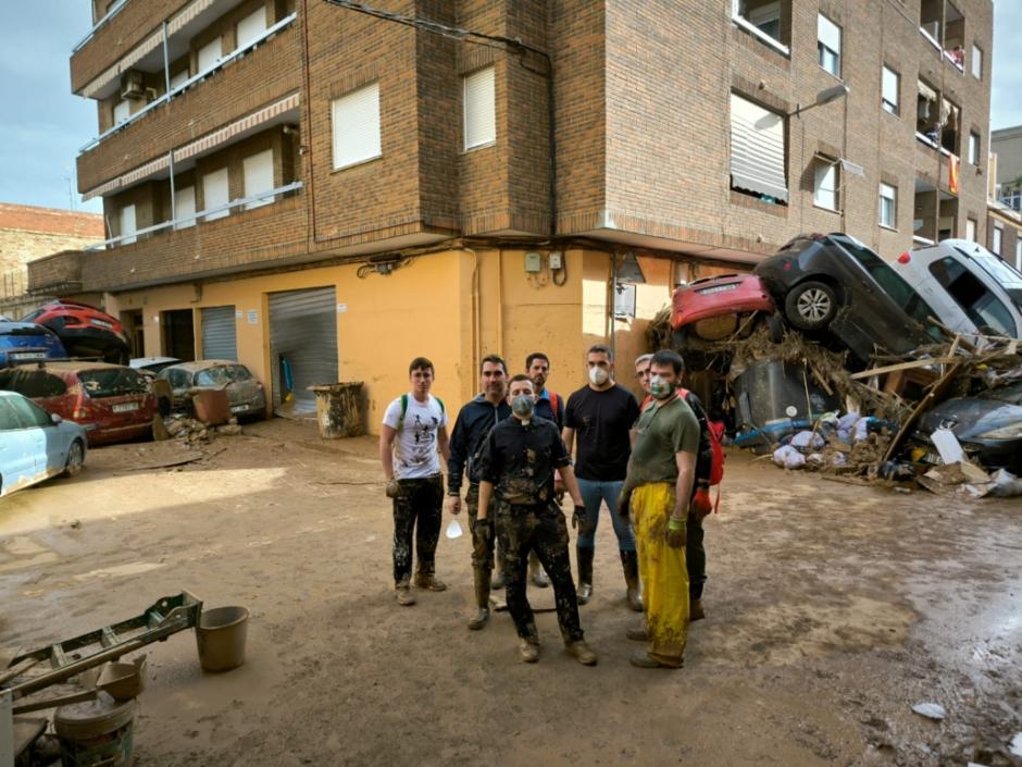 Voluntarios de la Diócesis Segorbe-Castellón ayudando en las poblaciones afectadas por la dana en Valencia
