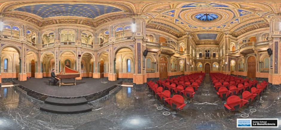 Interior de la capilla Alfonso el Magnánimo, en el Centro Cultural de la Beneficencia, Valencia