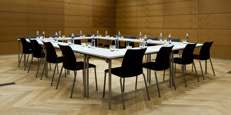 Pequeña sala de reunión del Palacio de Congresos de Toledo