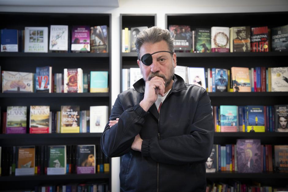 Ray Loriga en la sede de Penguin Random House