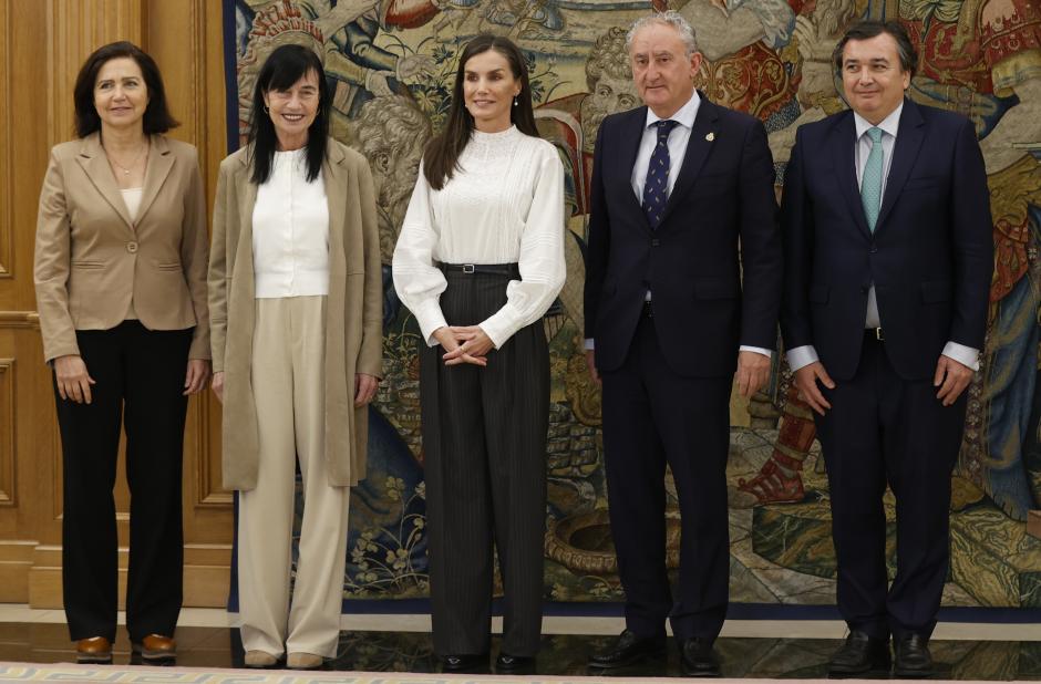 La Reina Letizia, junto al Consejo Asesor del Cerebro