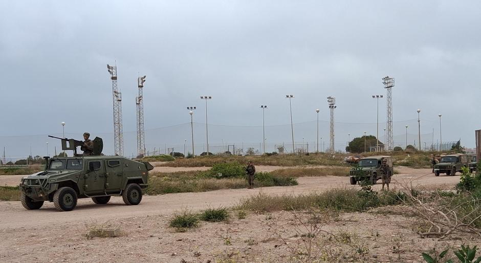 Un Subgrupo Táctico del Grupo de Regulares de Melilla nº52 de patrulla en Melilla