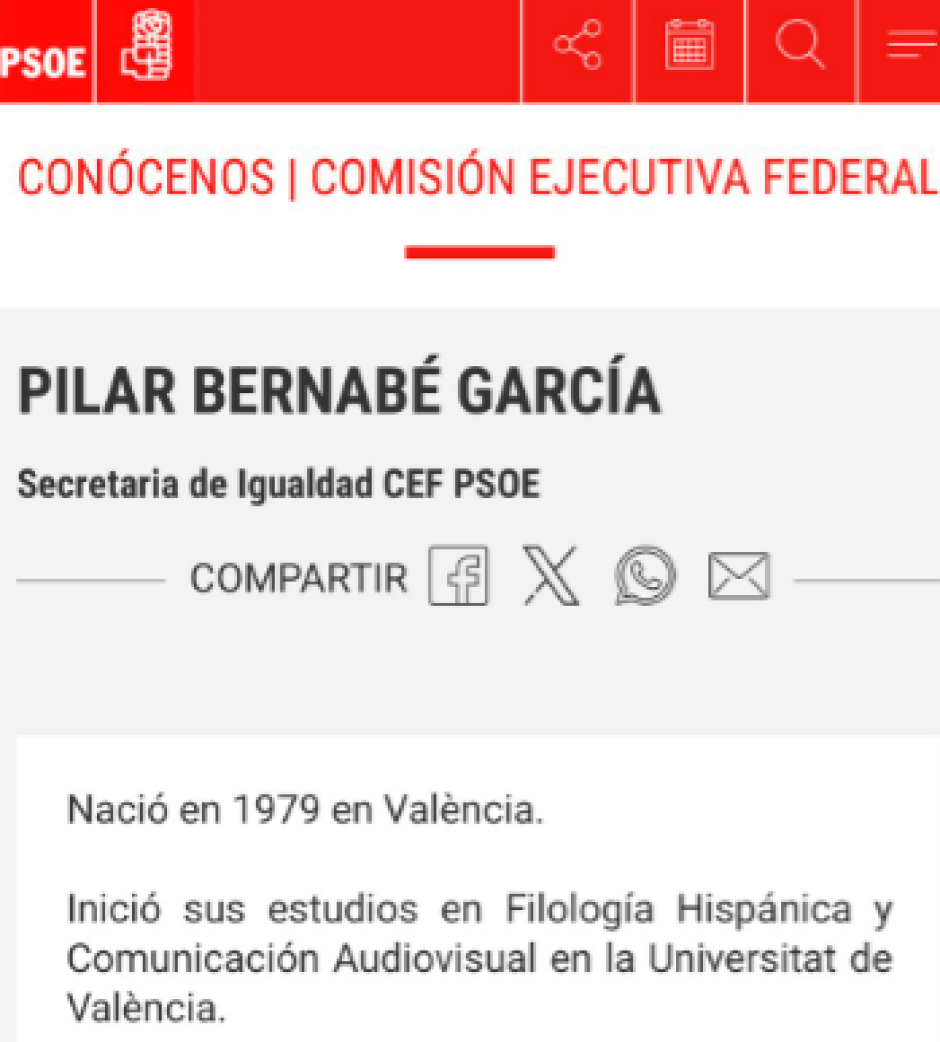 La nueva versión del currículum de Pilar Bernabé, con la expresión "inició sus estudios"