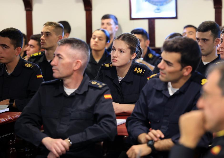 La Princesa de Asturias durante una clase a bordo del Buque Escuela Juan Sebastián de Elcano