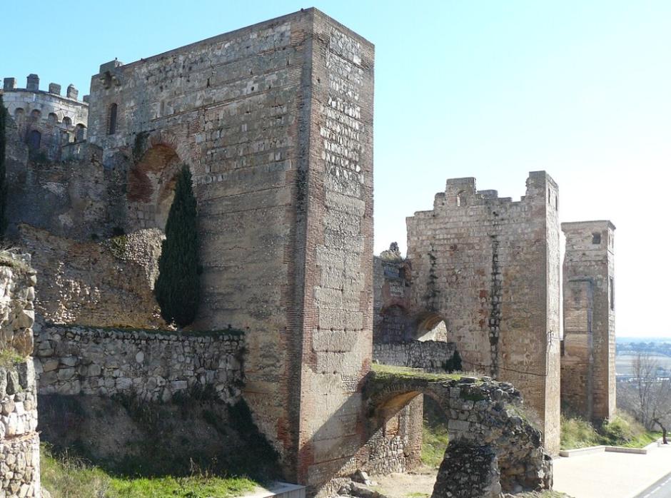 Restos del puente levadizo