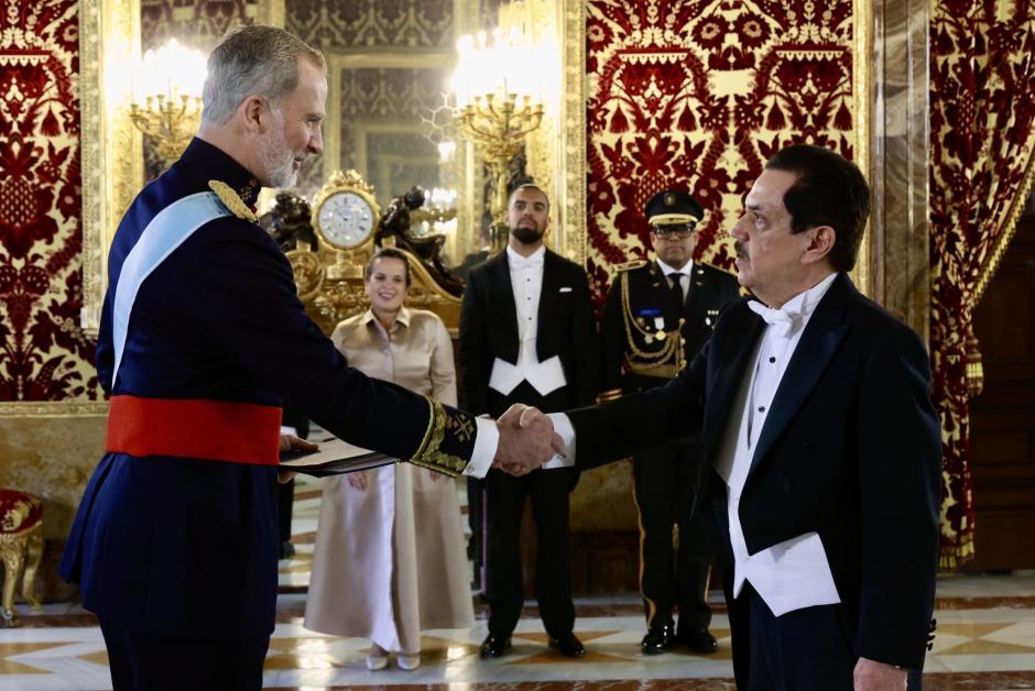 El embajador de República Dominicana entrega sus cartas credenciales al Rey