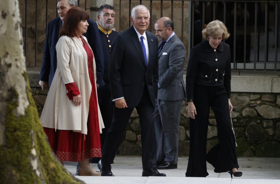 Josep Borrell y Cristina Narbona en Yuste