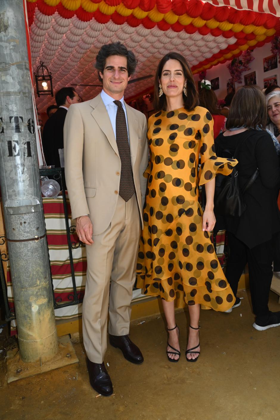 Fernando Fitz James y ,Sofia Palzuelo en la feria este año