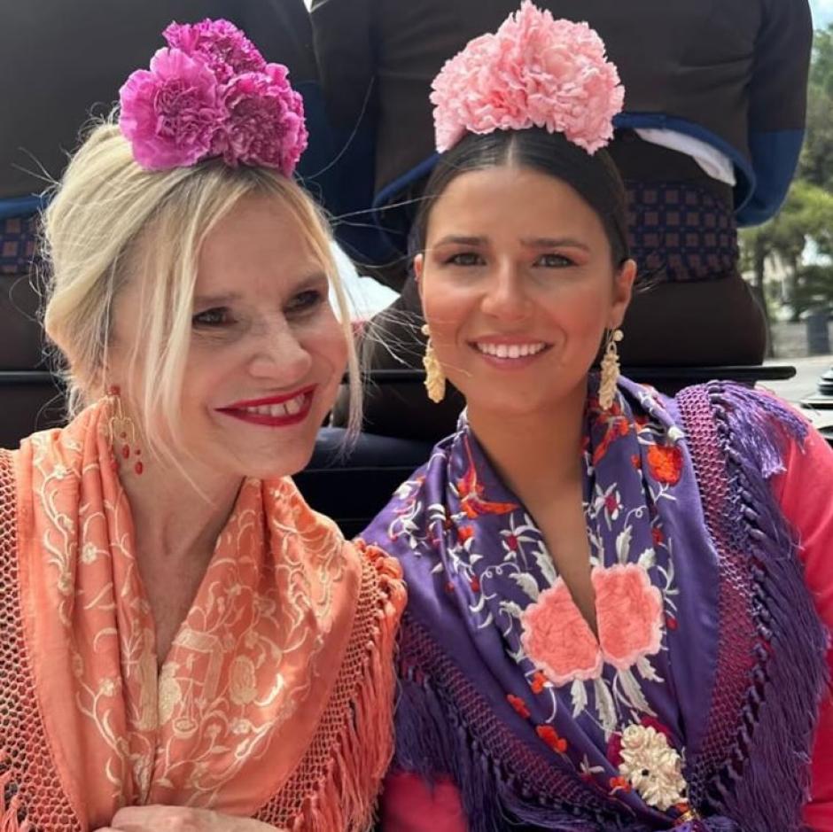 Cayetana Rivera con su madre, Eugenia Martínez de Irujo