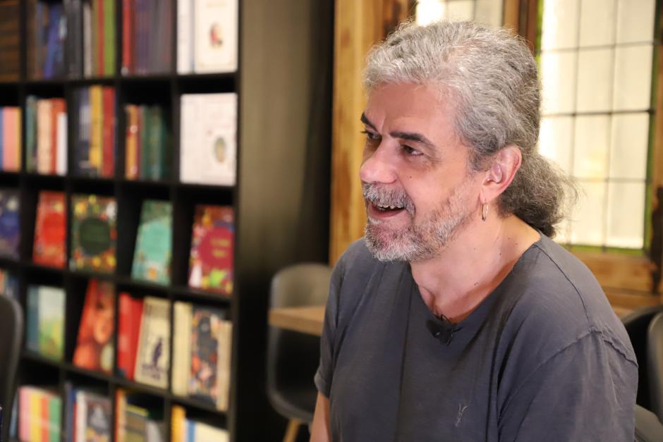 Un momento de la entrevista con Fernando León de Aranoa