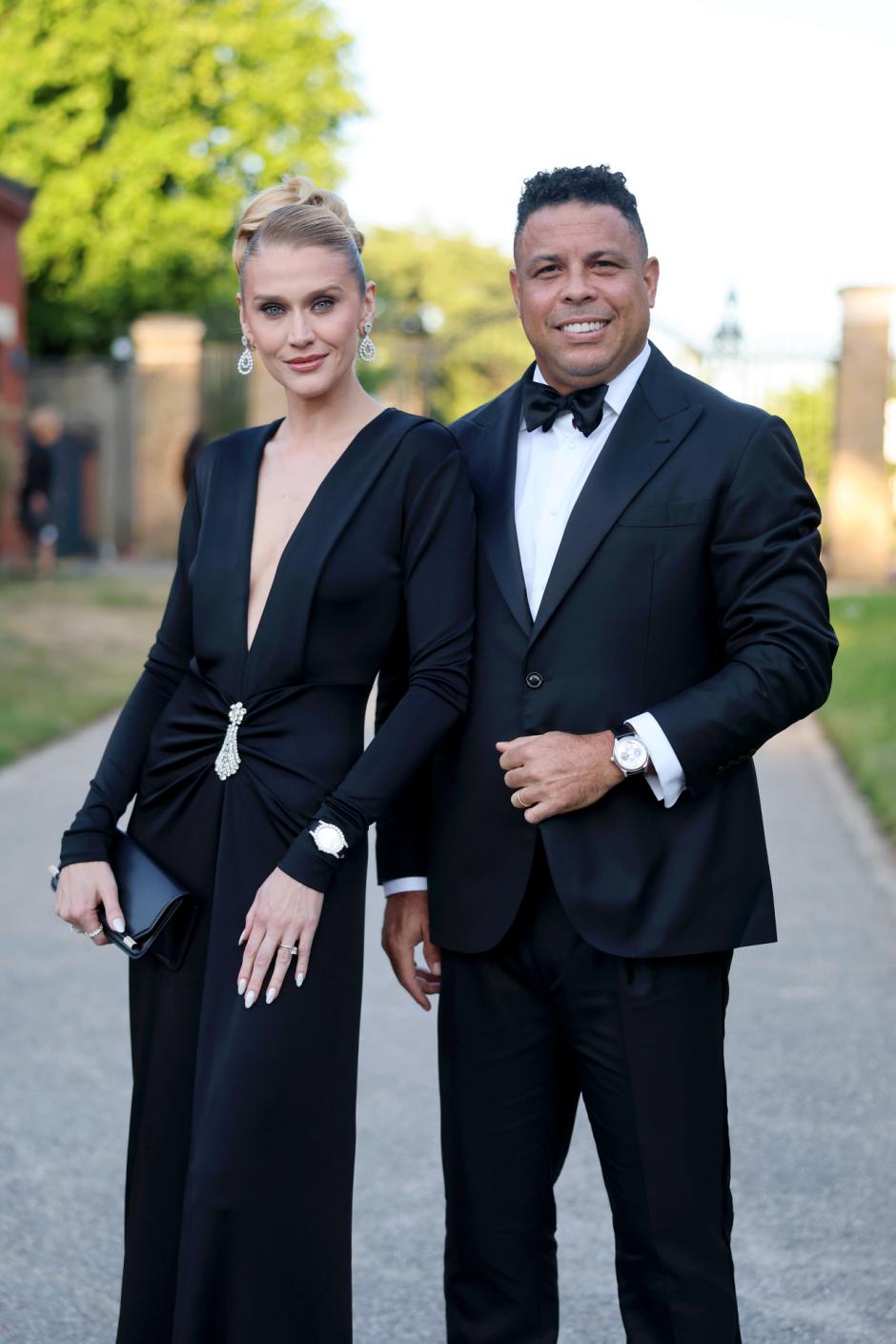 Celina Locks and Ronaldo Nazario