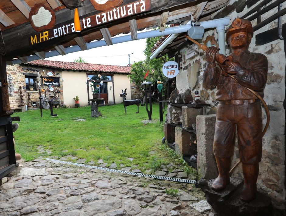Museo y casa-taller del escultor Herminio Revilla