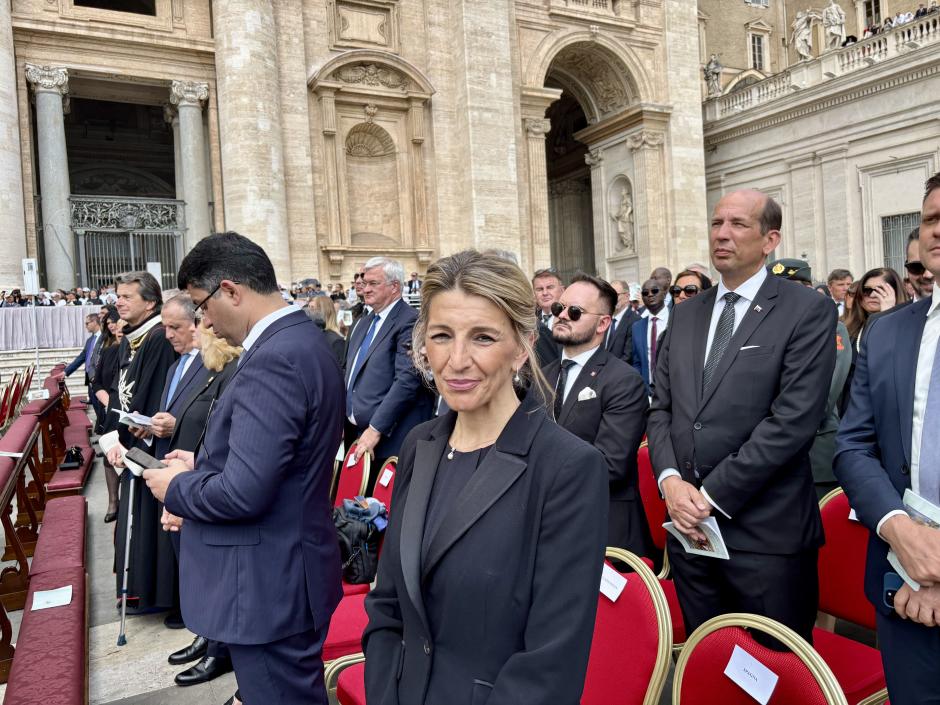 La ministra de Trabajo, Yolanda Díaz, en la misa del Papa León XIV