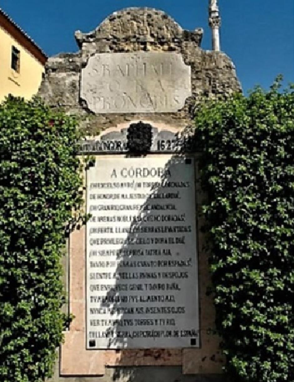 Placa del soneto a Córdoba de Luis de Góngora