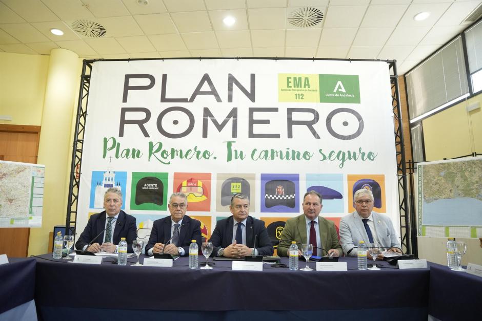 El consejero de la Presidencia, Antonio Sanz, preside la reunión del Comité Asesor del Plan Romero 2025, en Huelva