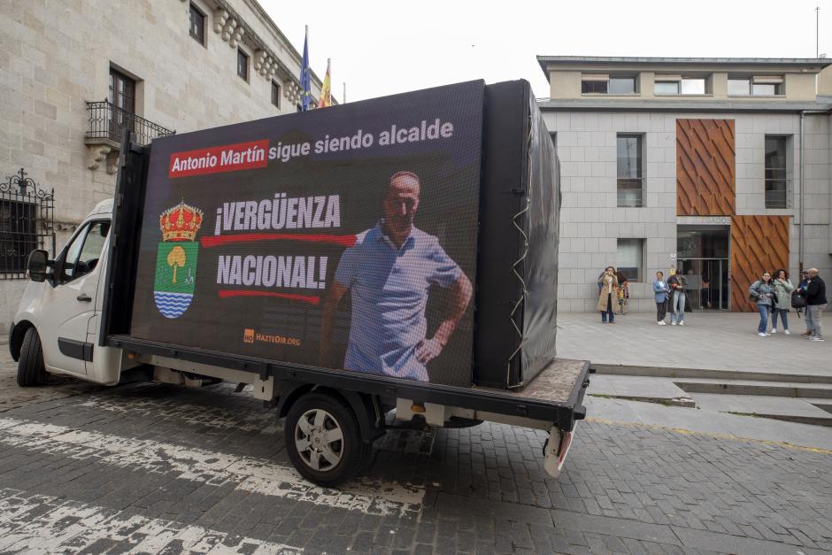Autobús de HazteOir, en Ávila, este lunes