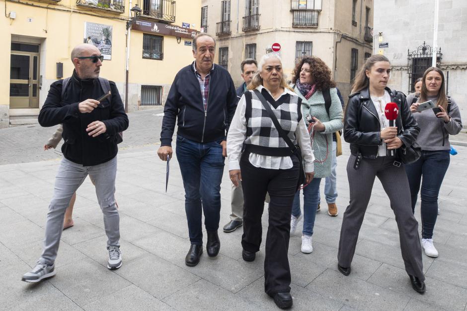 El alcalde de Vita declara por cantar una canción de contenido pederasta