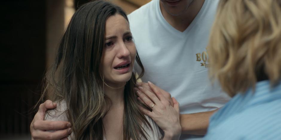 Escena de la nueva película 'La viuda negra' de Netflix.