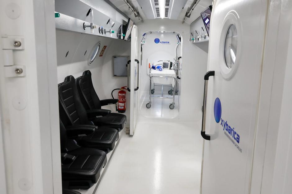 Detalle de la cámara hiperbárica inaugurada en el Gómez Ulla