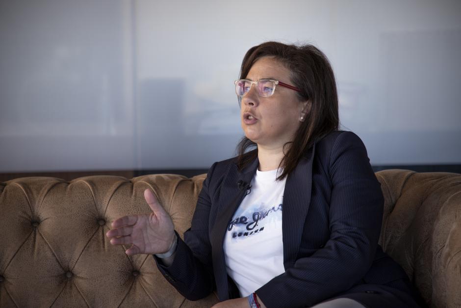 La secretaria nacional de Interior del PP, Ana Vázquez, durante su entrevista con El Debate