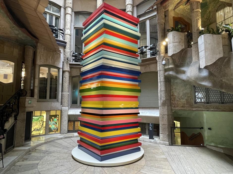 (Foto de ARCHIVO)
La escultura '55' de Sean Scully a la entrada de La Pedrera de Barcelona

EUROPA PRESS
13/3/2025