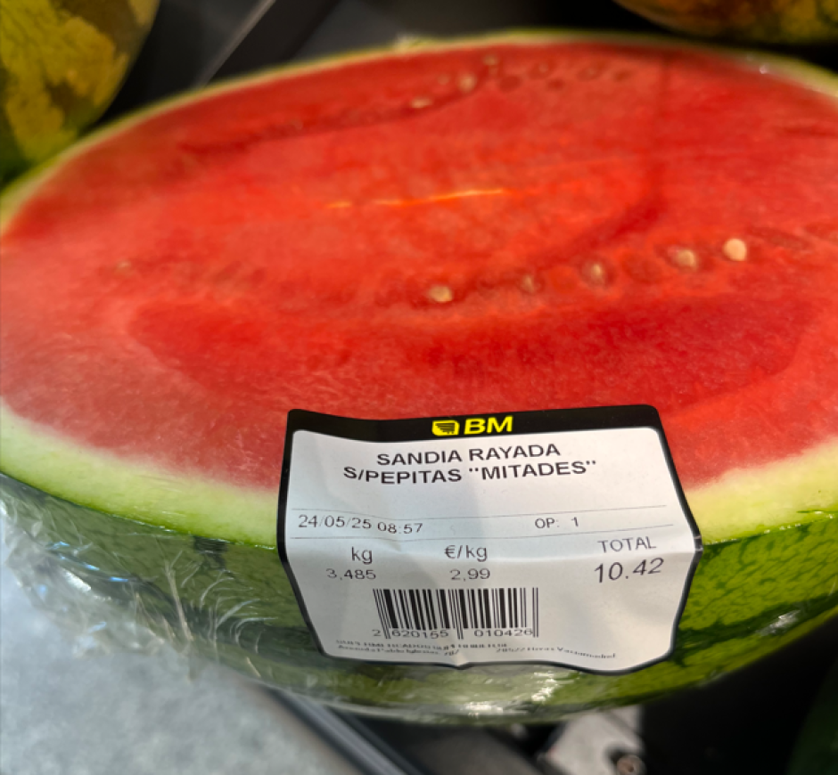 Media sandía de 3,4 kilos a más de 10 euros en un supermercado en Madrid